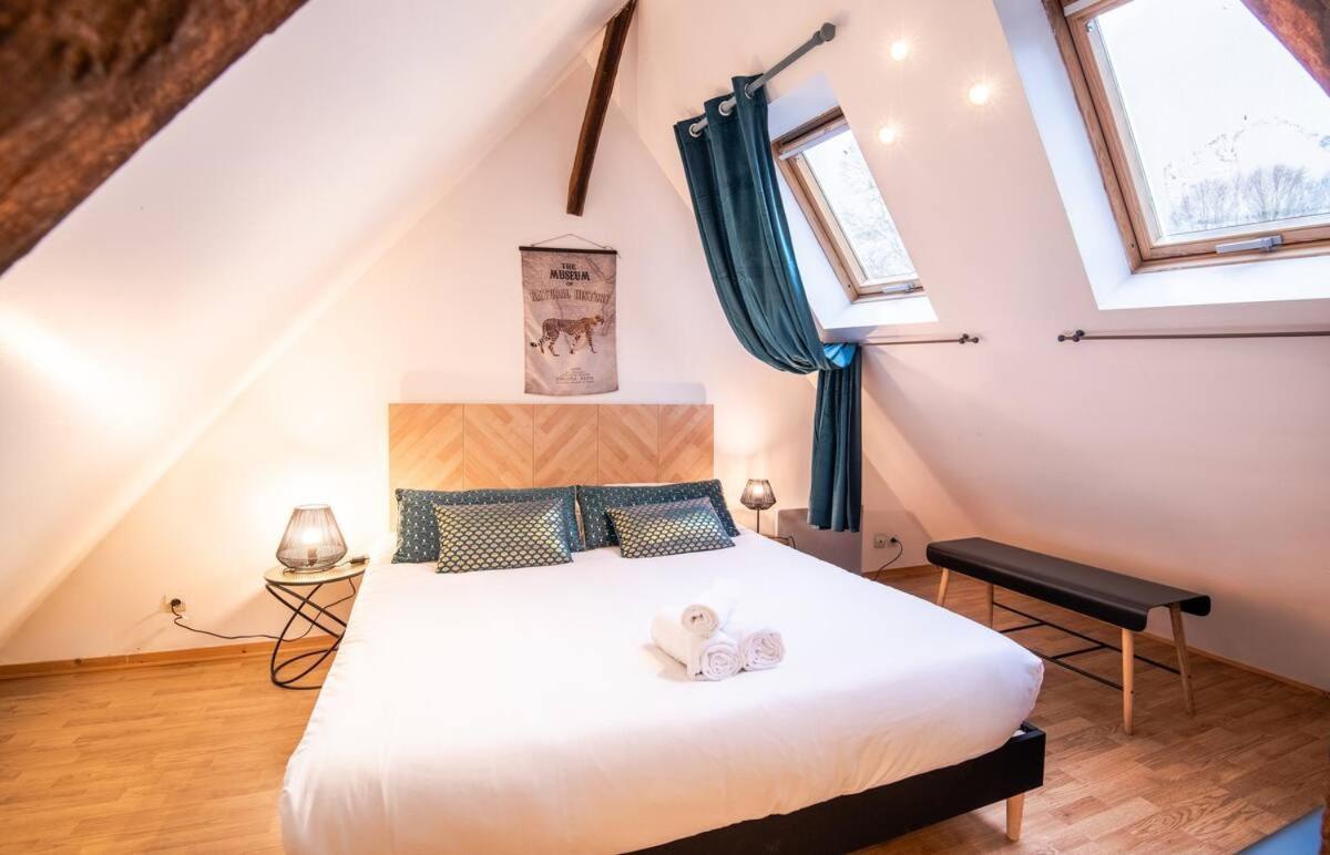 Malebranche - Maison En Hypercentre Avec Cour Amboise Eksteriør billede